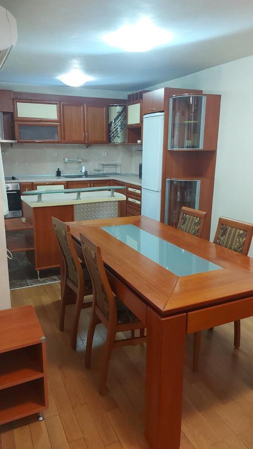 Hostex Vintage Apartment Sztara Zagora Kültér fotó